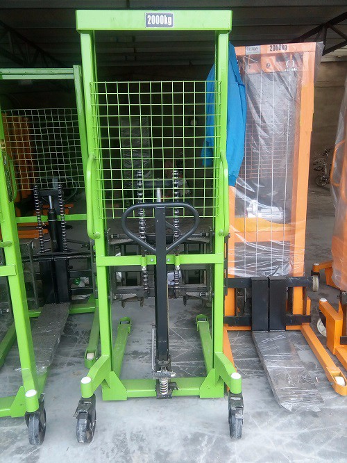 手動液壓堆高車廠家液壓堆高車產(chǎn)品展示--河北東圣吊索具制造有限公司--小型攪拌機(jī)|石材夾具|液壓堆高車|手動叉車 手動液壓堆高車廠家液壓堆高車產(chǎn)品展示--河北東圣吊索具制造有限公司--小型攪拌機(jī)|石材夾具|液壓堆高車|手動叉車