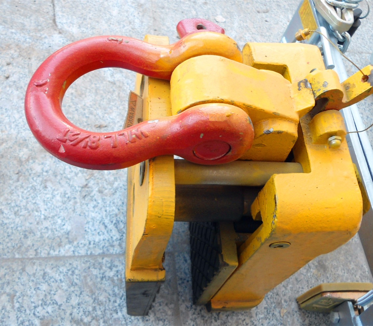 進(jìn)口H型石材安裝夾具--河北東圣吊索具制造有限公司--石材夾具|小型攪拌機(jī)|手動(dòng)叉車|液壓堆高車 進(jìn)口H型石材安裝夾具--河北東圣吊索具制造有限公司--石材夾具|小型攪拌機(jī)|手動(dòng)叉車|液壓堆高車