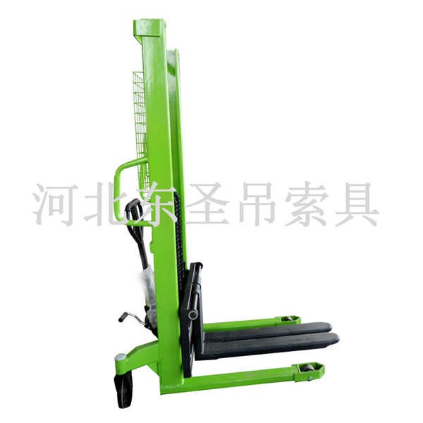 手動液壓堆高車維修主要部位細(xì)節(jié)展示--河北東圣吊索具制造有限公司--小型攪拌機|石材夾具|液壓堆高車|手動叉車 手動液壓堆高車維修主要部位細(xì)節(jié)展示--河北東圣吊索具制造有限公司--小型攪拌機|石材夾具|液壓堆高車|手動叉車